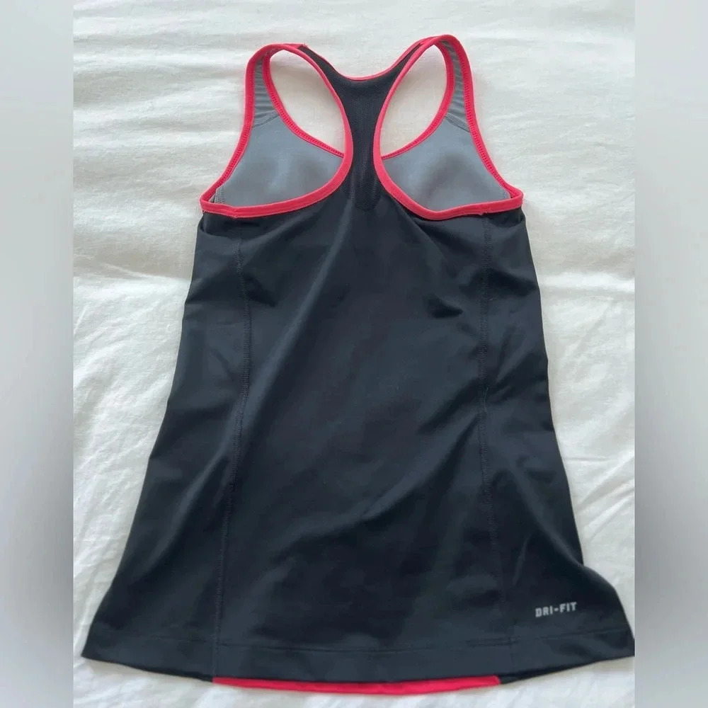 Nike | Racerback Tank Top with Support - Size XS - Picture 5 of 5
